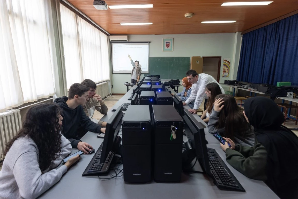 Tehnička škola u Požegi ugostila partnere iz Turske i Poljske u projektu „Green Energy in the Digital Age“