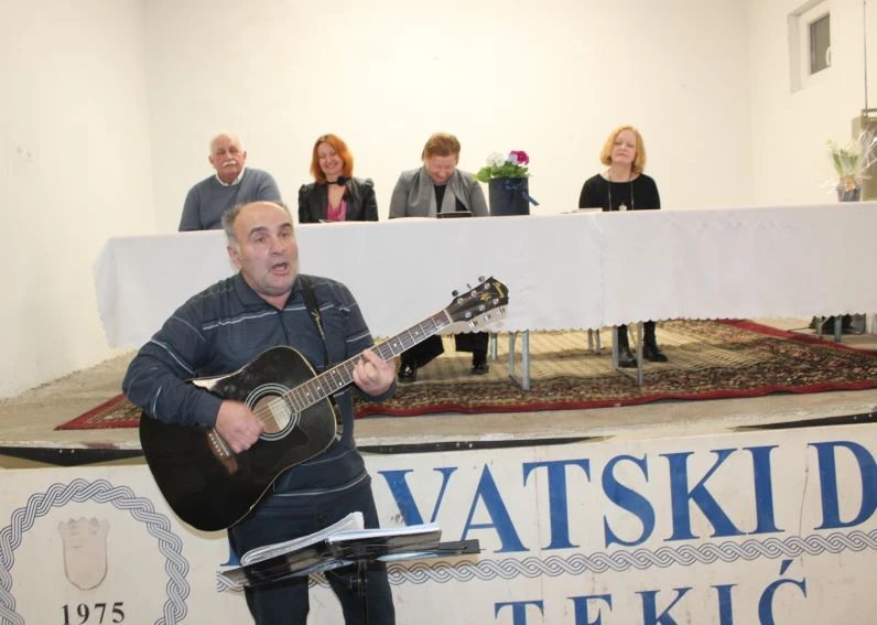 U Tekiću održana pjesnička večer za pamćenje