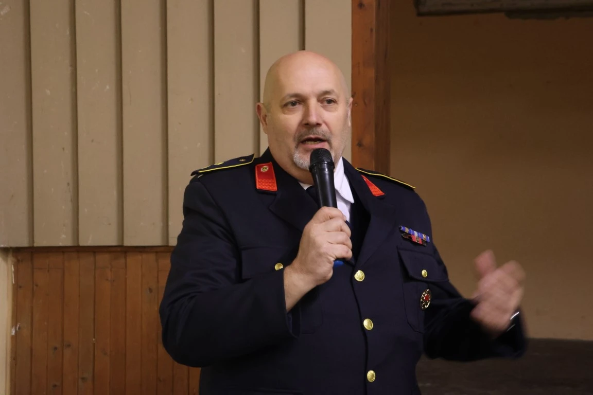 Bektežani Ivan Ramić i Zdravko Galić vatrogasci su 60, a Vlado Stipić i Josip Galić 50 godina