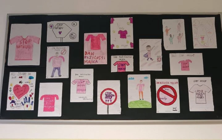 Ružičaste majice i snažne poruke protiv nasilja u čaglinskoj školi