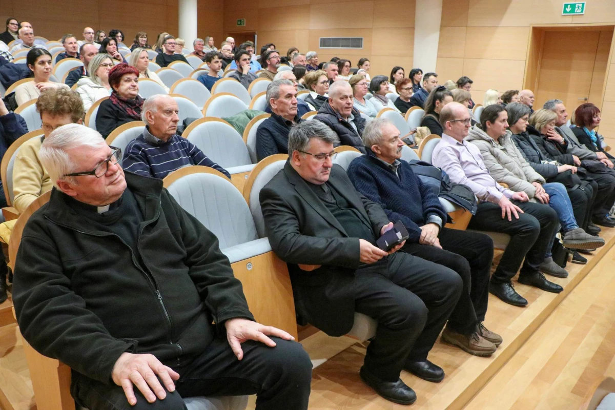 Prva korizmena tribina u Požegi