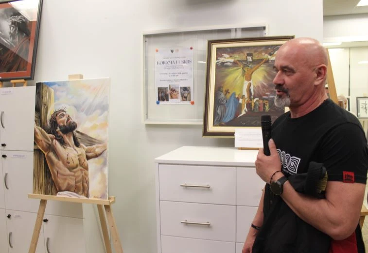 Otvorena izložba slika hrvatskog branitelja Drage Matoševića „Korizma i Uskrs“