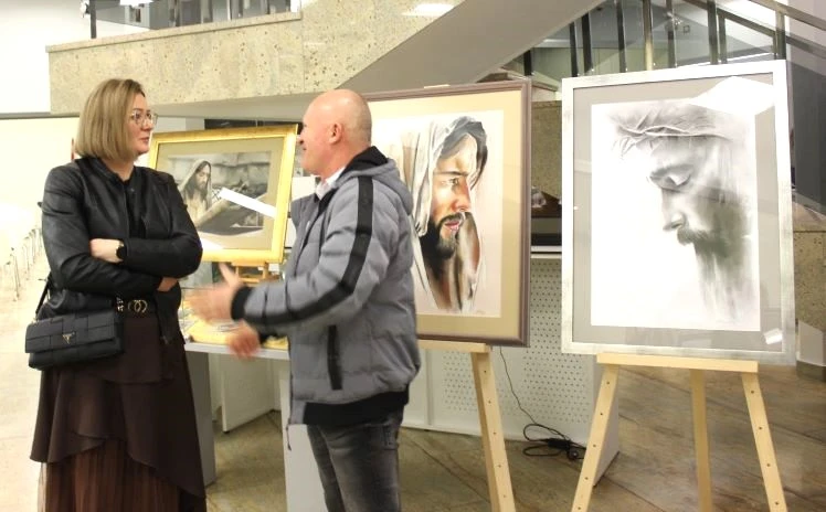 Otvorena izložba slika hrvatskog branitelja Drage Matoševića „Korizma i Uskrs“