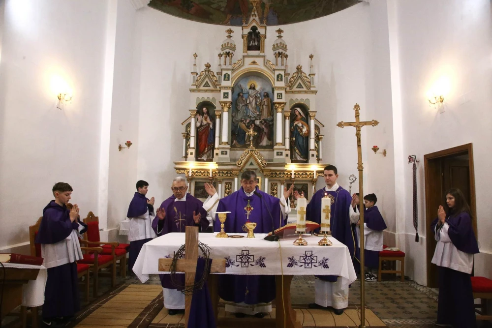 Deset puta „da“ životu: Obitelj Ivić svjedoči radost evanđelja