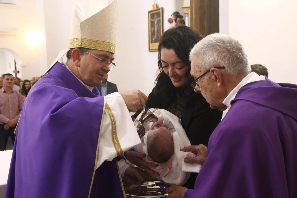 Deset puta „da“ životu: Obitelj Ivić svjedoči radost evanđelja