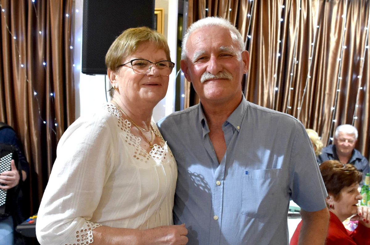 Dvorana Luki u znaku žena: Cvijeće, darovi i vrhunska zabava 