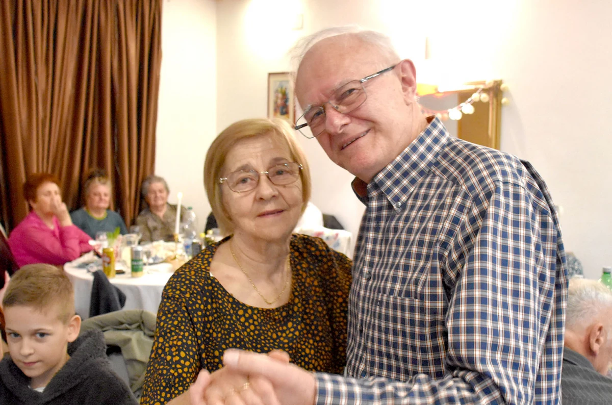 Dvorana Luki u znaku žena: Cvijeće, darovi i vrhunska zabava 