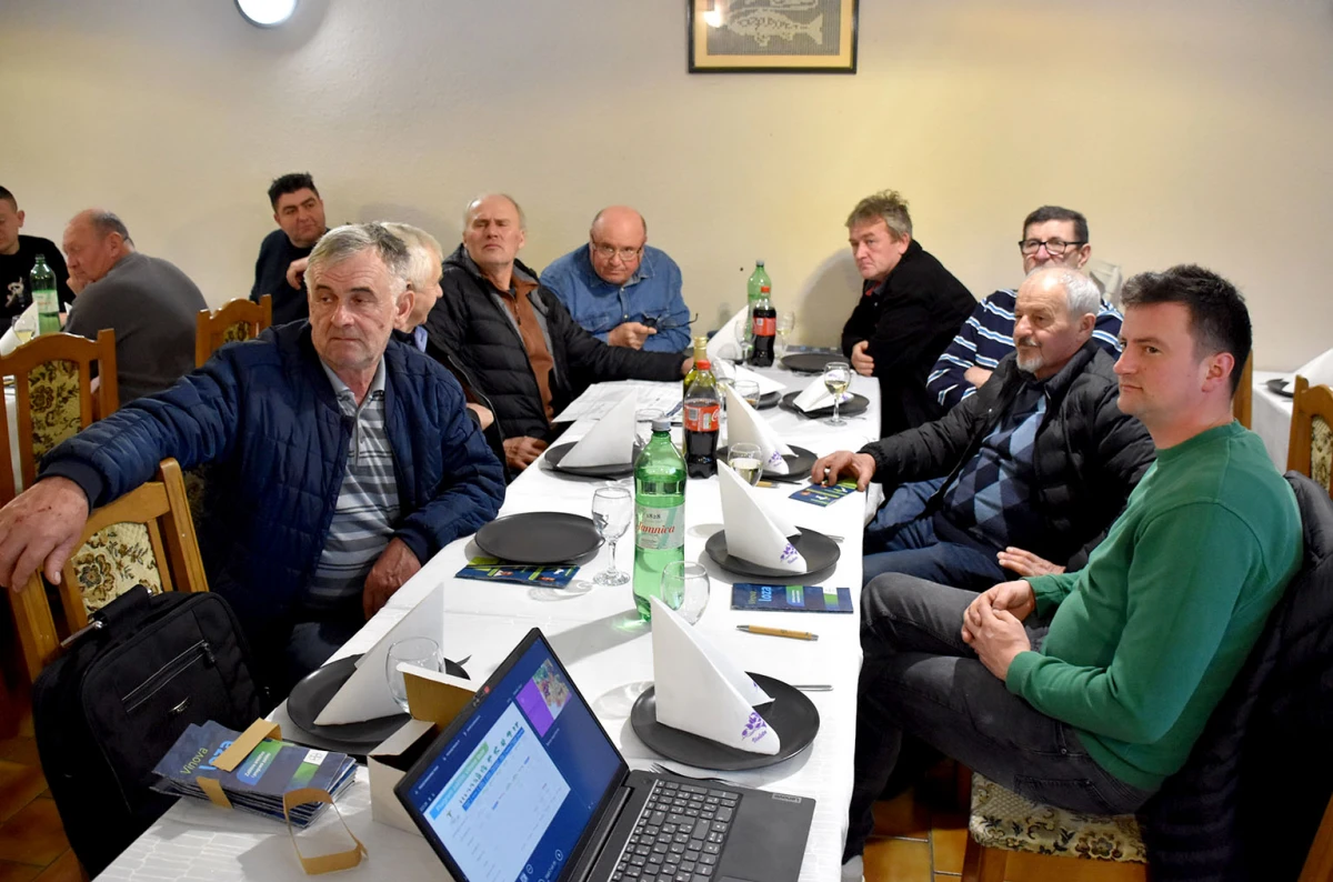 Vetovački vinogradari spremni za novu sezonu: Održano stručno predavanje u Lukaču