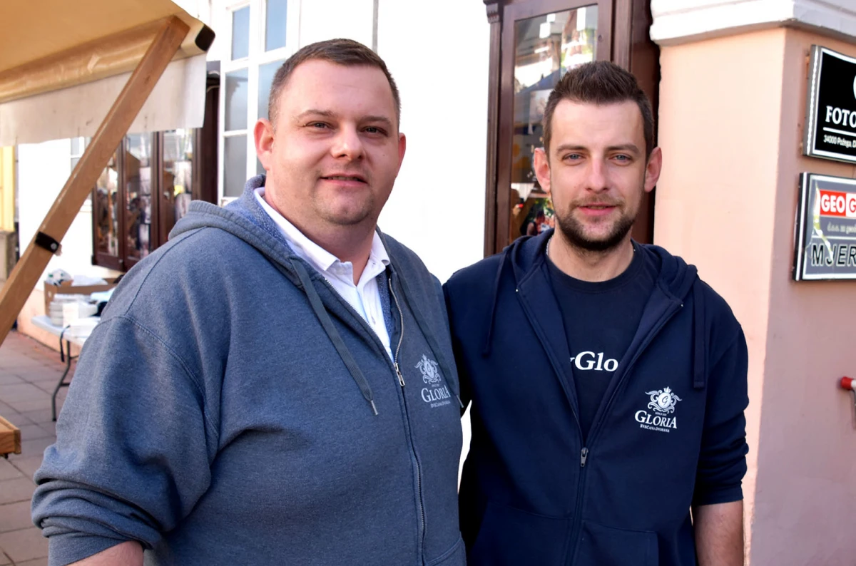 Svečani mimohod povijesnih postrojbi obogatio obilježavanje Dana grada Požege