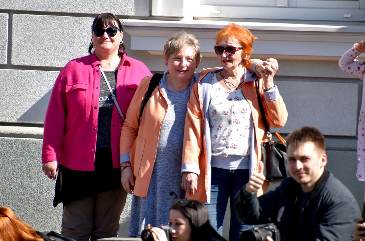 Svečani mimohod povijesnih postrojbi obogatio obilježavanje Dana grada Požege