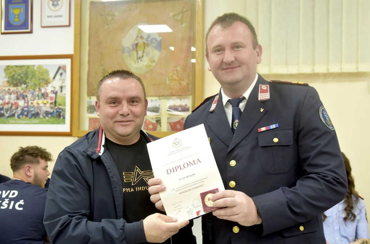 Vatrogasci Jakšića imaju novo čelništvo, a Antunu Pažinu dodijeljena spomenica za 60 godina vatrogastva