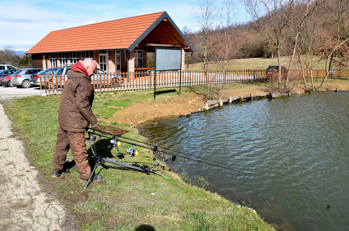Ribnjaci u Starom Brestovcu puni ribe, a dom otvoren svima