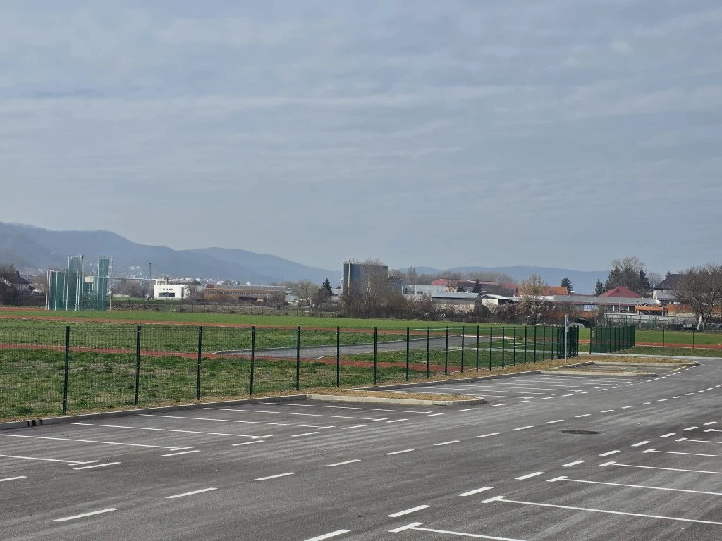 Atletski stadion – sramota gradonačelnika Miličevića!