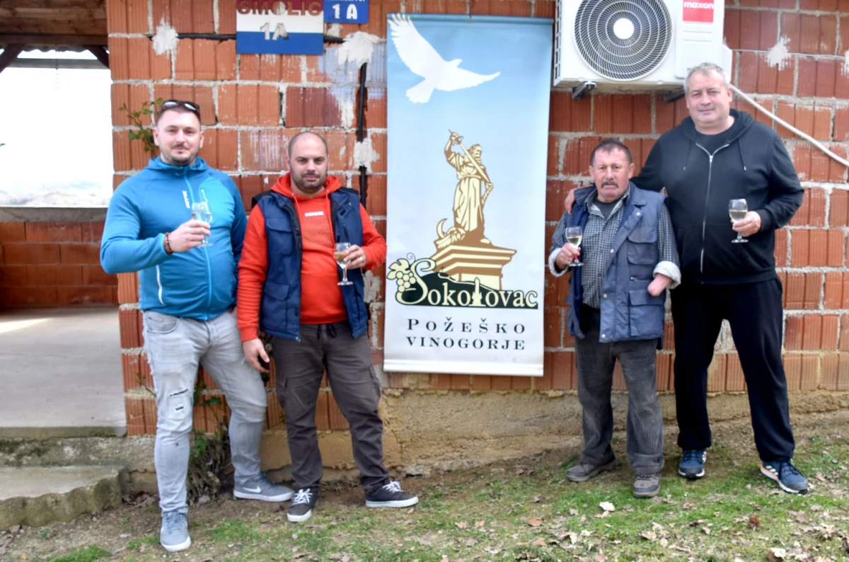 Veselje u sjeni oproštaja od vinograda