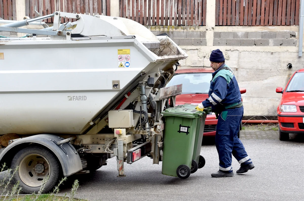 Mali div požeških brda: Kako jedan kamiončić rješava otpad tamo gdje veliki ne prolaze