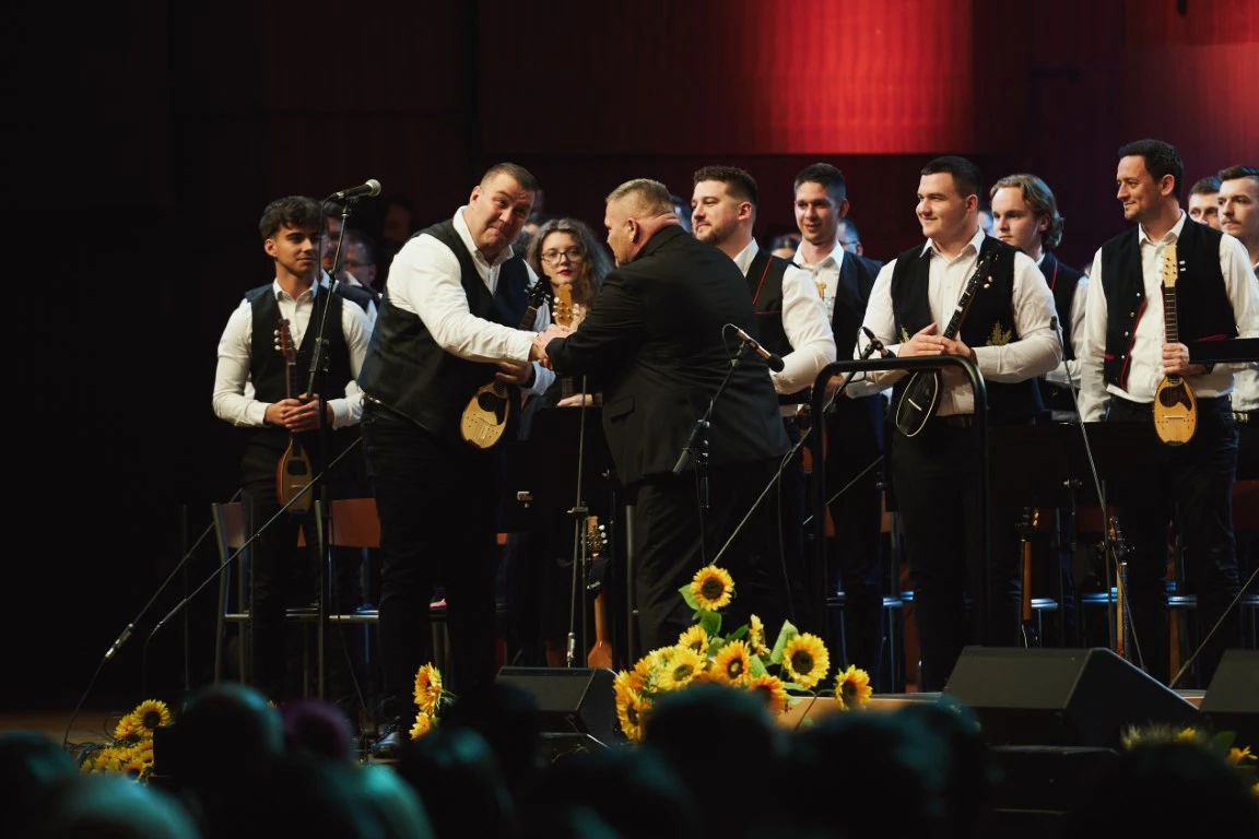  Slavonska rapsodija na dva koncerta okupila više od stotinu tamburaša - među njima i Požežani