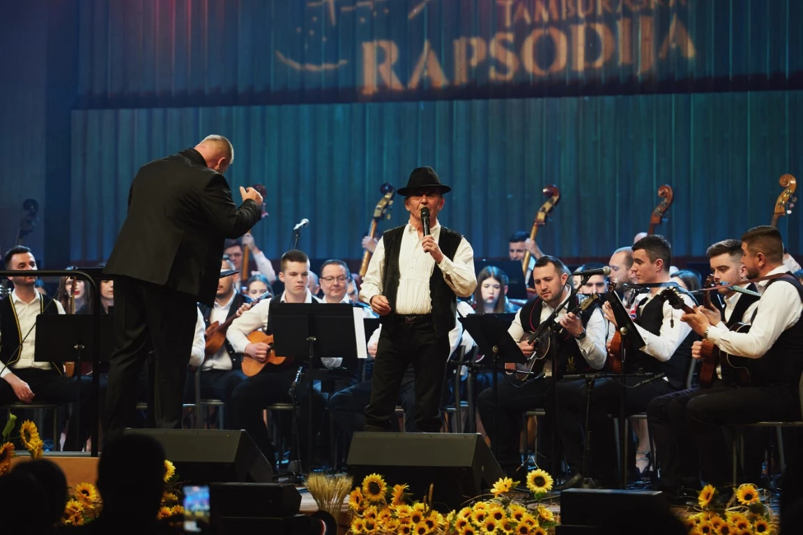  Slavonska rapsodija na dva koncerta okupila više od stotinu tamburaša - među njima i Požežani