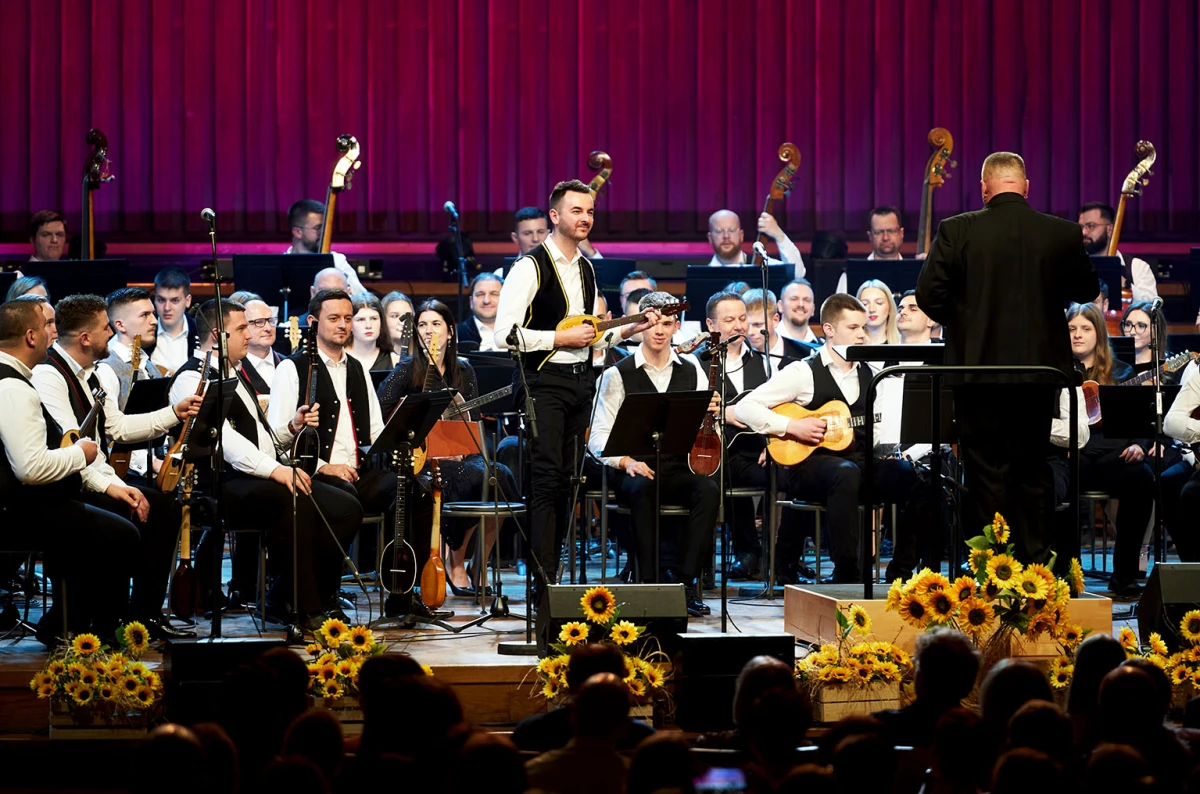  Slavonska rapsodija na dva koncerta okupila više od stotinu tamburaša - među njima i Požežani