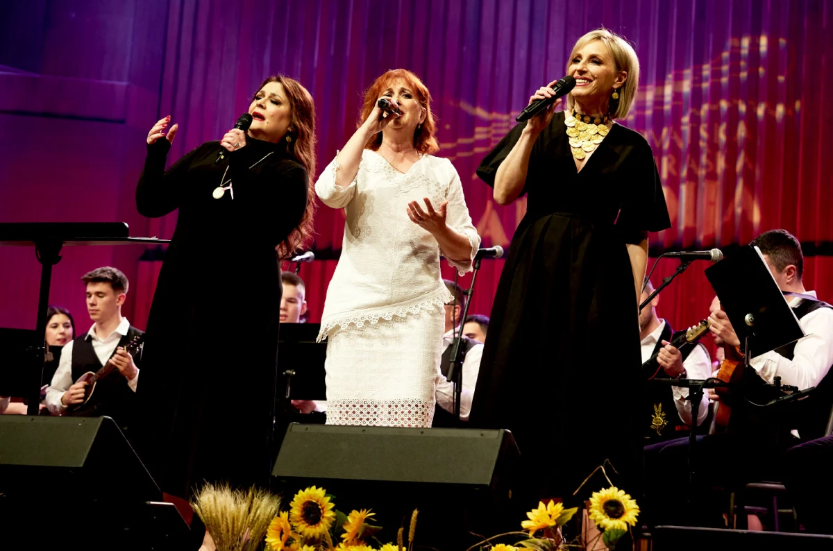  Slavonska rapsodija na dva koncerta okupila više od stotinu tamburaša - među njima i Požežani