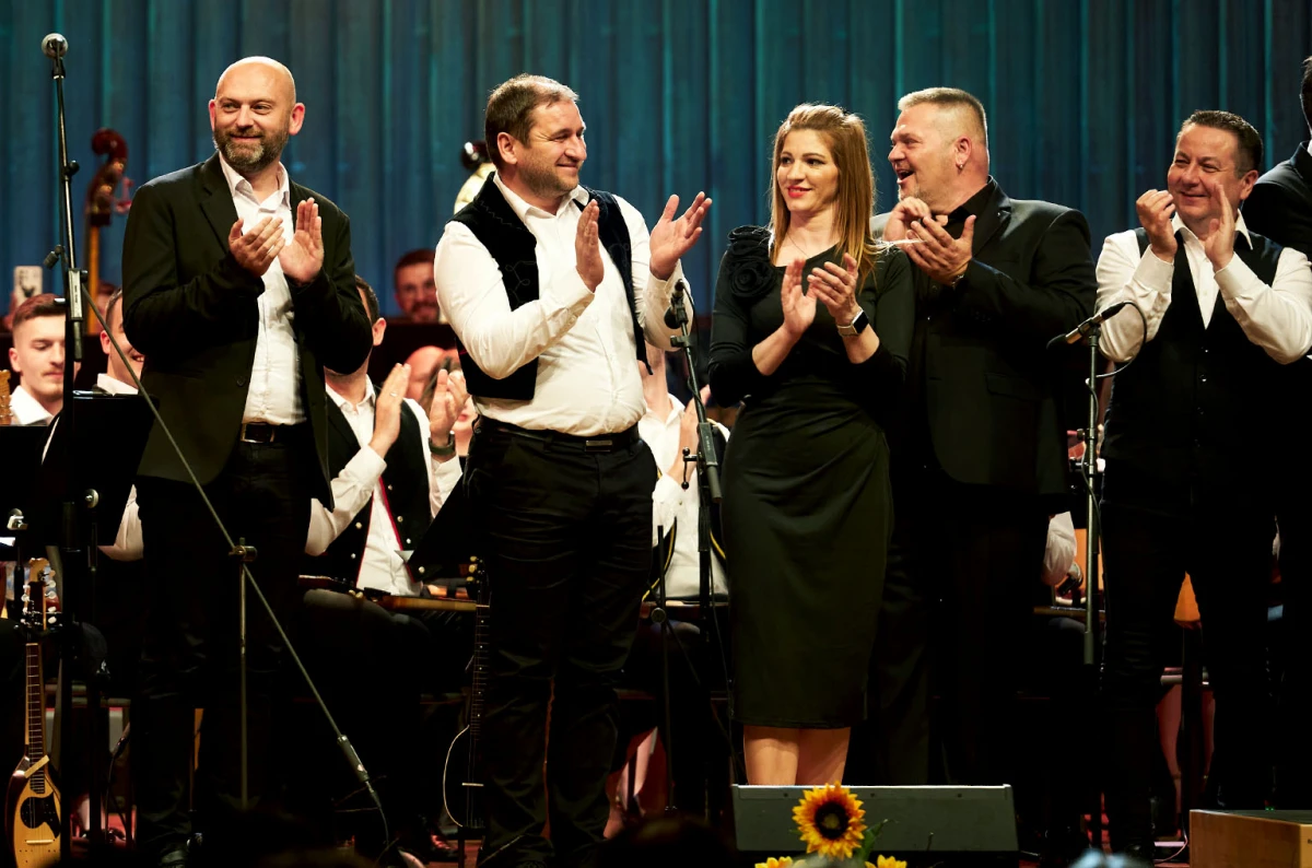  Slavonska rapsodija na dva koncerta okupila više od stotinu tamburaša - među njima i Požežani