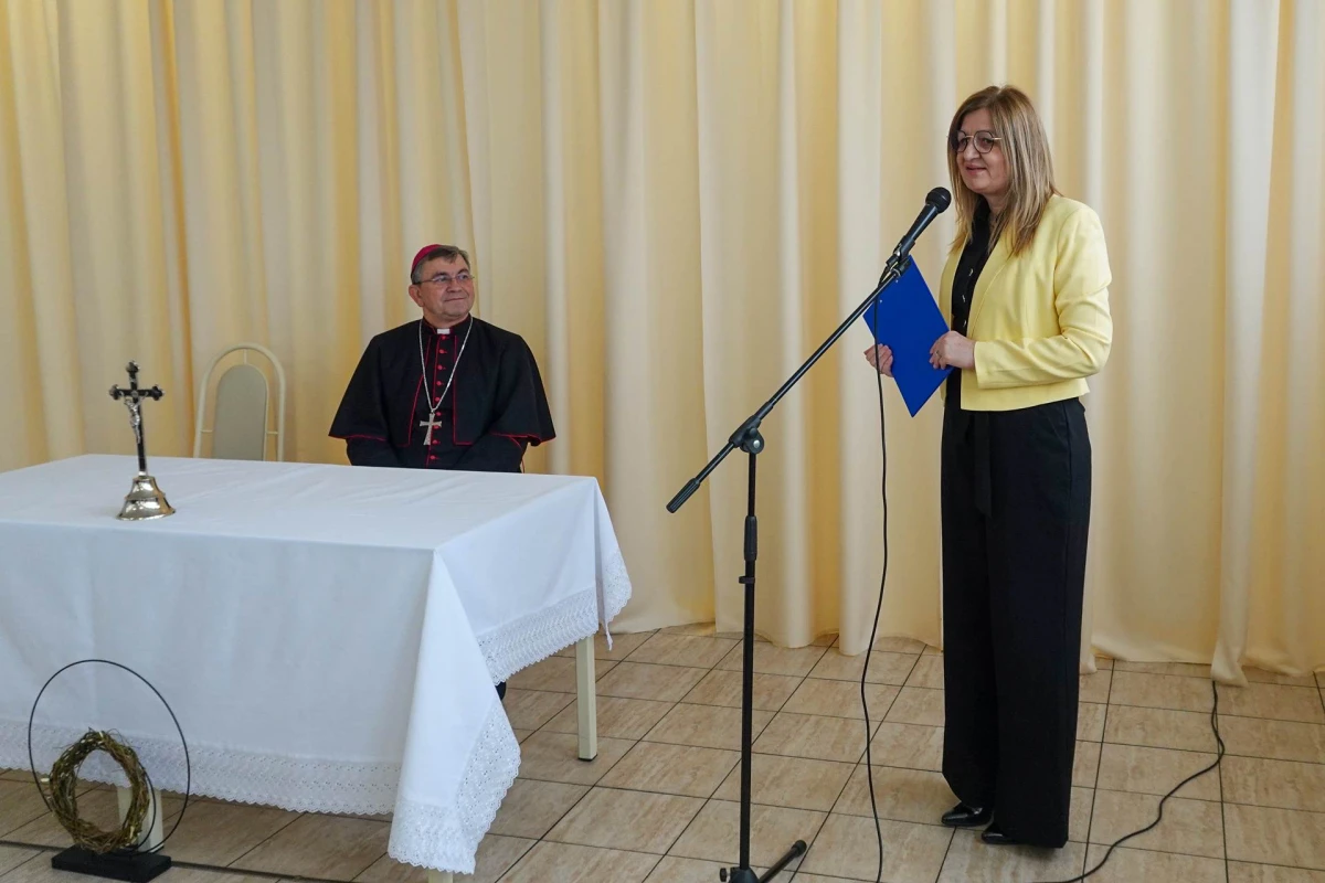 Biskup Ivo pohodio Dom za odrasle osobe u Ljeskovici