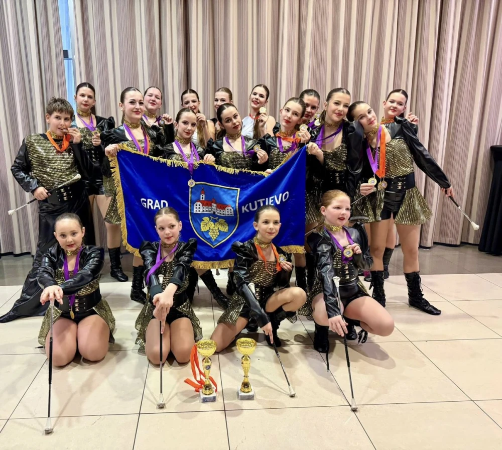 Kutjevo ponosno: Mladi plesači i mažoretkinje briljirali u Pragu!