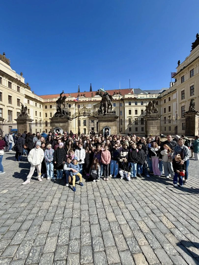 Kutjevo ponosno: Mladi plesači i mažoretkinje briljirali u Pragu!
