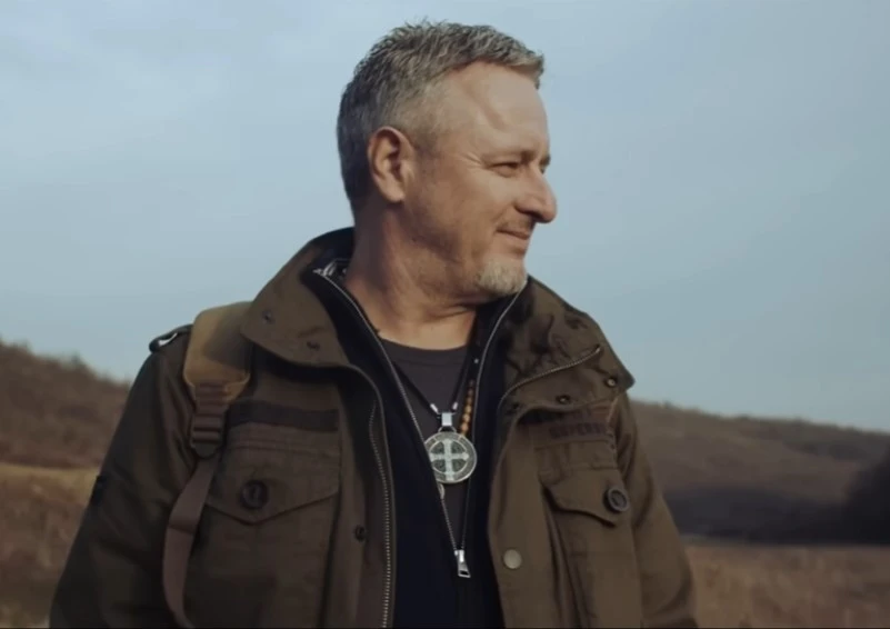 Jedan Thompsonov hit ima video spot snimljen je u susjednom kapelačkom kraju