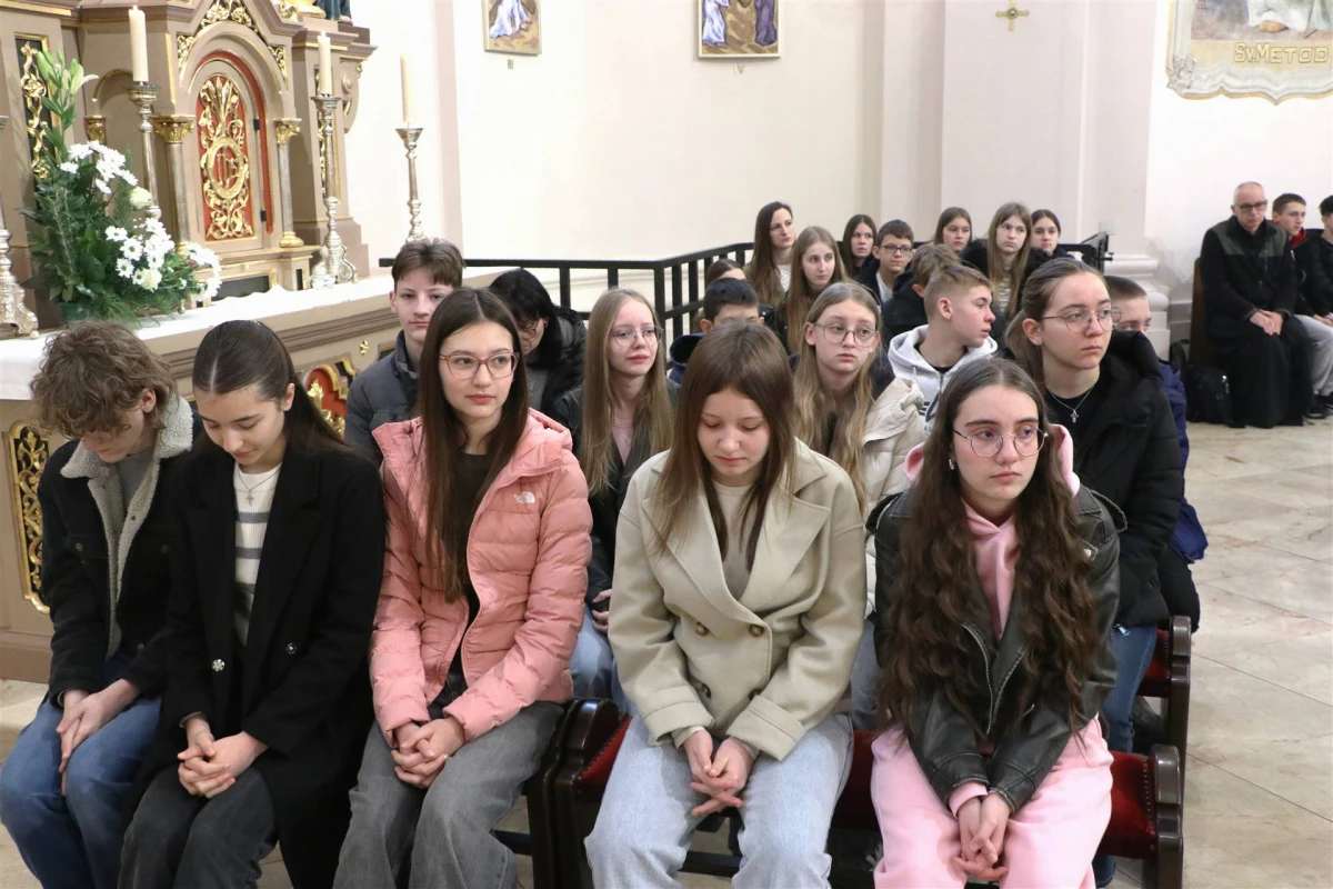 Misa posvete ulja u požeškoj Katedrali