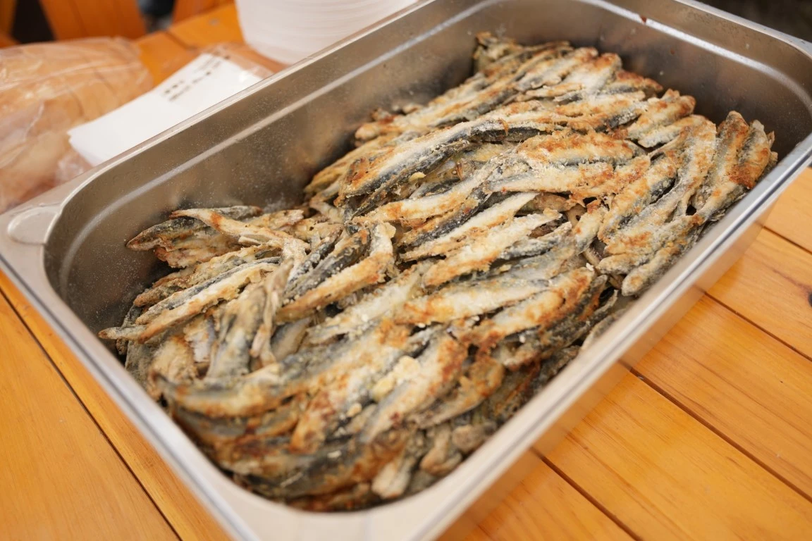 Poznata lica u podjeli girica na Veliki petak