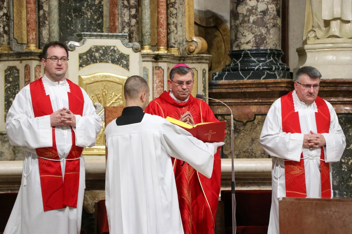 Obredi Muke Gospodnje u požeškoj Katedrali