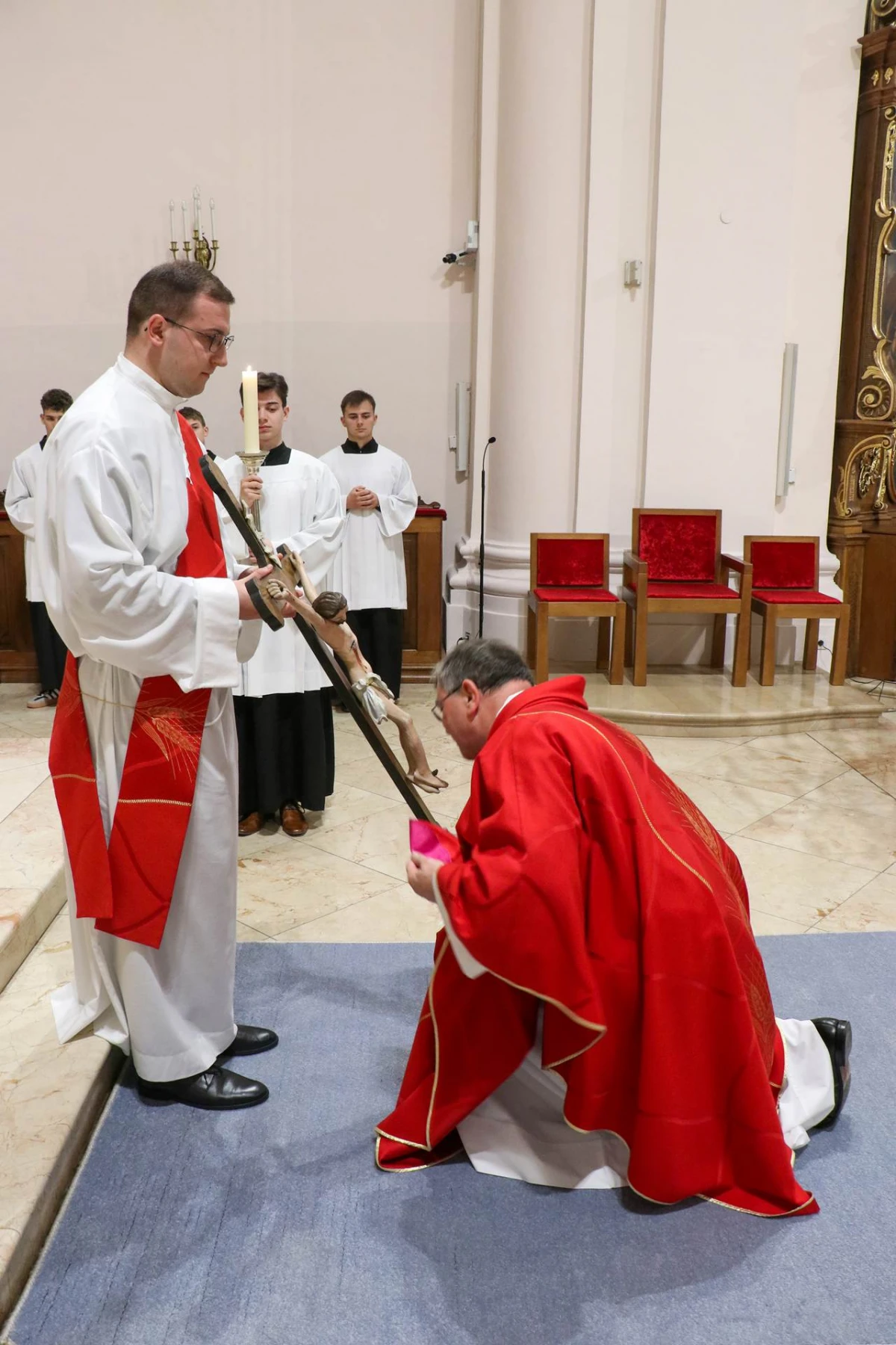 Obredi Muke Gospodnje u požeškoj Katedrali