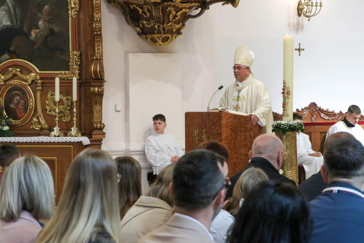 Svetkovina Uskrsnuća Gospodnjega u požeškoj Katedrali