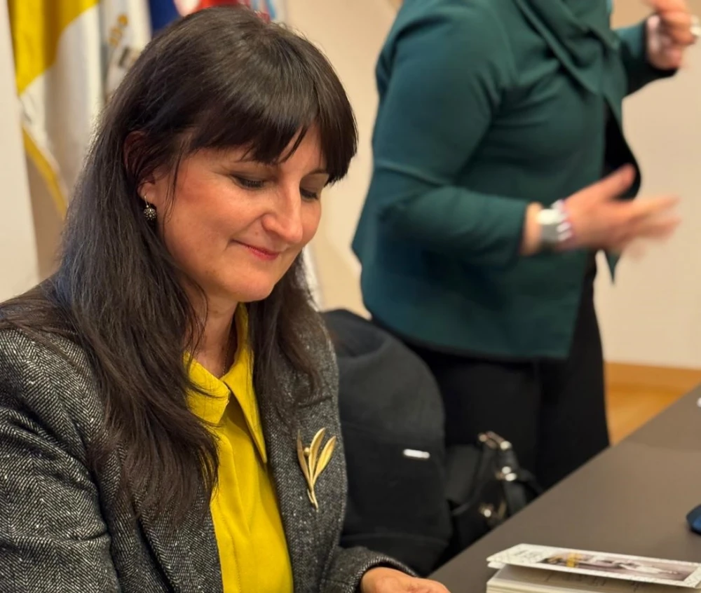 Emotivna večer u Požegi: „Ilićke priče“ oduševile publiku