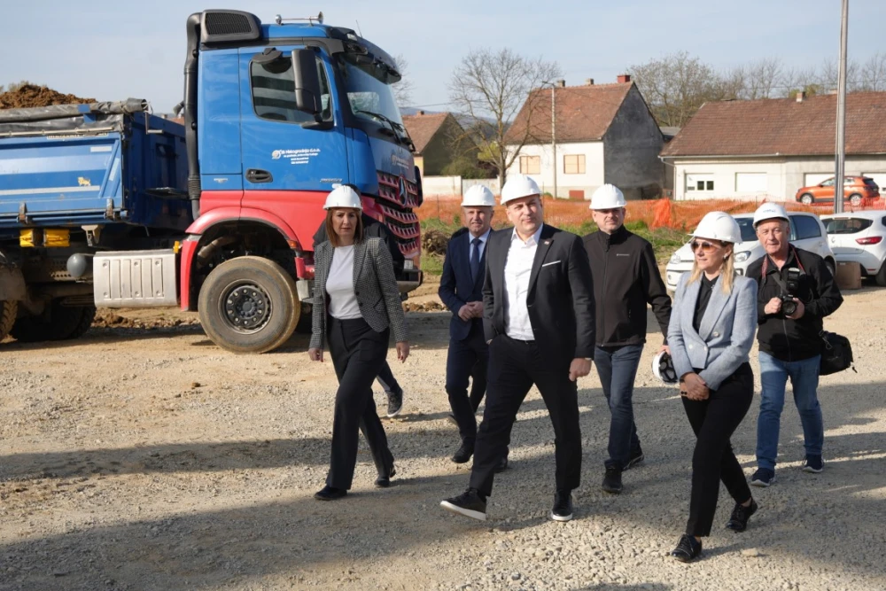 Radovi jure naprijed: Veliki Regionalni distribucijski centar za voće i povrće sve bliže završetku