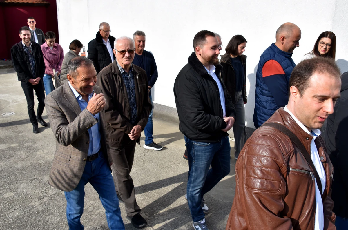 USKRSNA LITURGIJA U POŽEGI: Vjernici uz paroha Petrovića proslavili najveći kršćanski blagdan