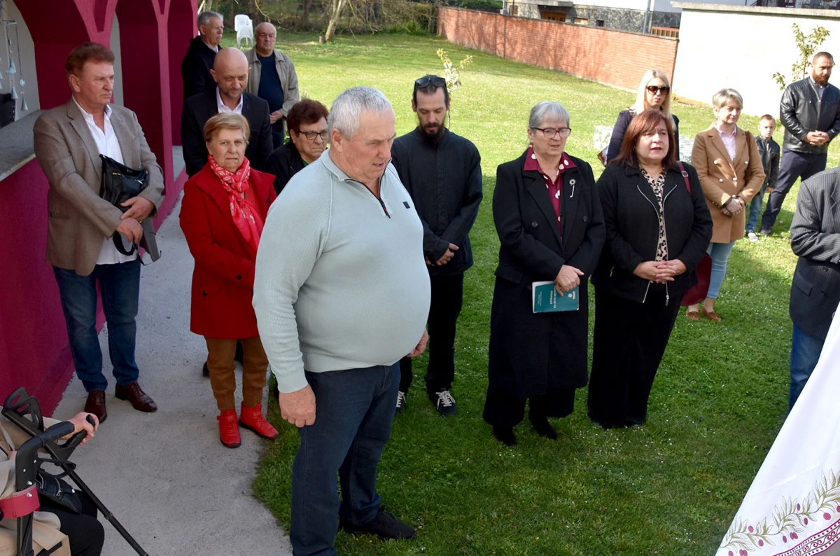 USKRSNA LITURGIJA U POŽEGI: Vjernici uz paroha Petrovića proslavili najveći kršćanski blagdan