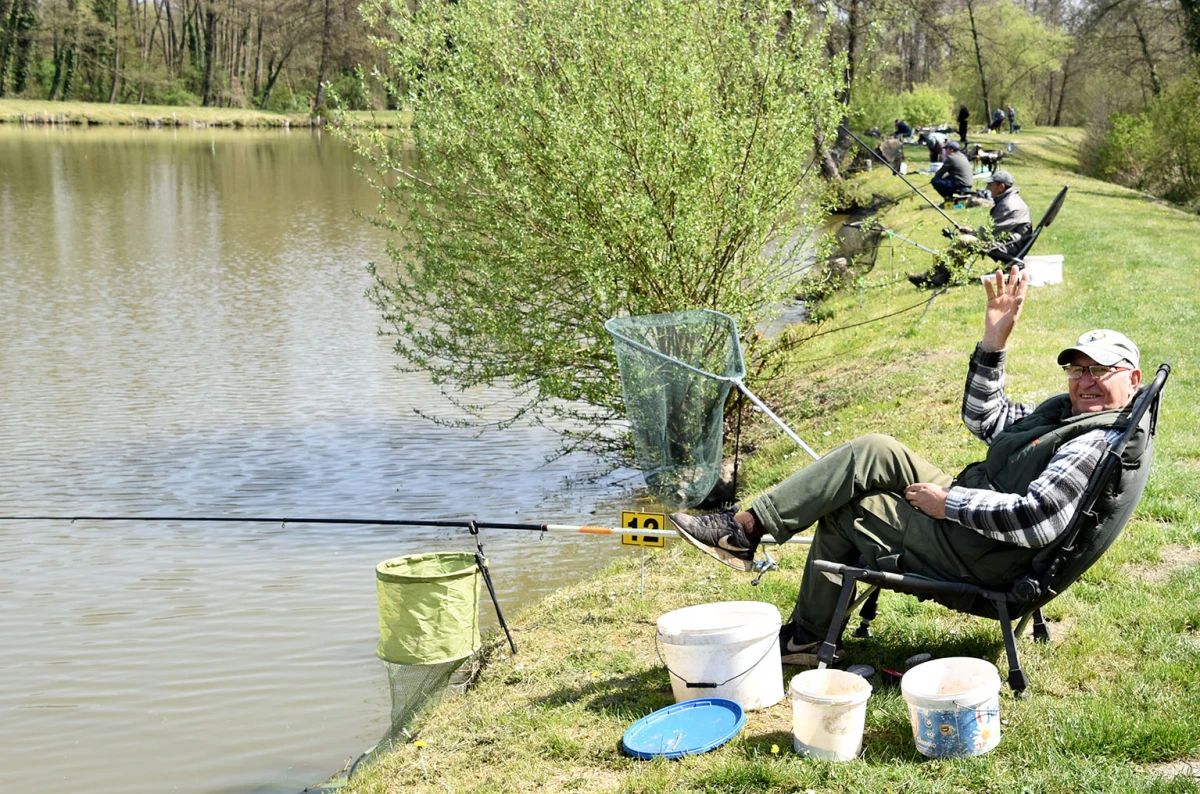 Ribiči uživali u Eminovcima: Mario Dobiš najuspješniji na društvenom natjecanju ŠRU ’Šaran’