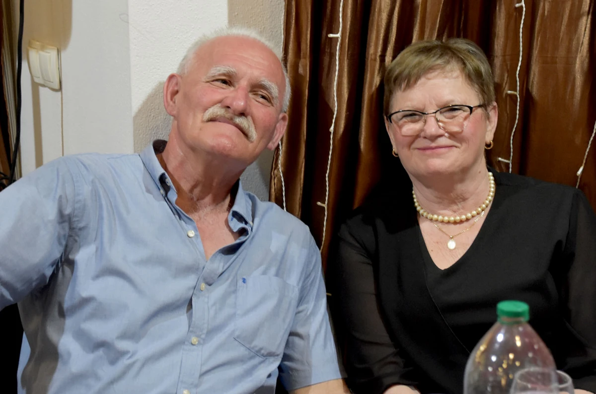 RASPLESANA SUBOTA U POŽEGI: Uz grupu Gold zabava u dvorani Luki potrajala do sitnih sati