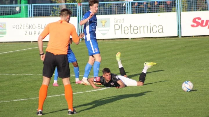 TREĆA HRVATSKA NOGOMETNA LIGA-ISTOK: Slavija i vodeća Marsonia podijelili bodove