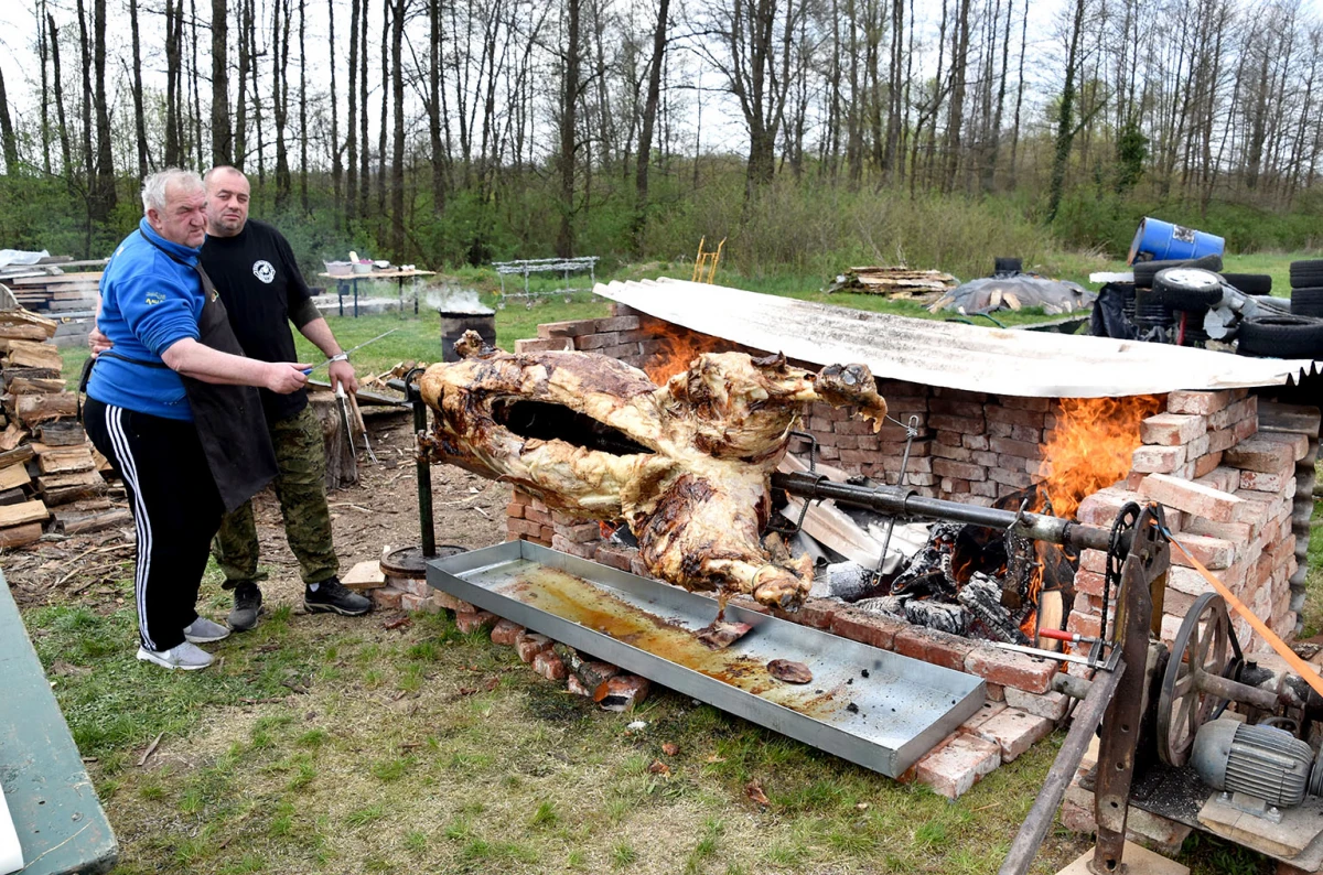 Veliki jubilej požeškog ’Čopora’: Moto klub Indepedente obilježio 20. obljetnicu