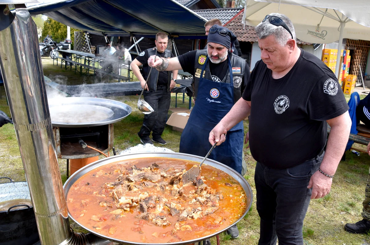 Veliki jubilej požeškog ’Čopora’: Moto klub Indepedente obilježio 20. obljetnicu