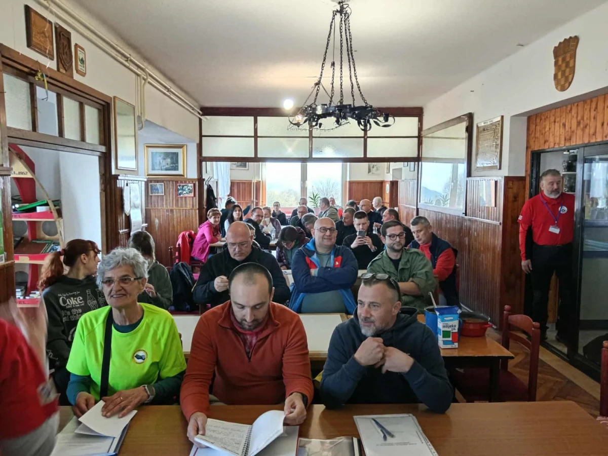 Požeški planinari ojačali markacističku sekciju