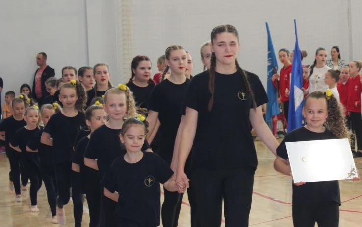 DRŽAVNO PRVENSTVO U MAŽORET PLESU: Uspješan nastup pleterničkih mažoretkinja osvajanjem šest medalja