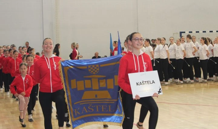 DRŽAVNO PRVENSTVO U MAŽORET PLESU: Uspješan nastup pleterničkih mažoretkinja osvajanjem šest medalja