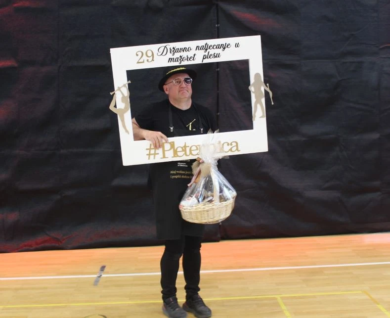 DRŽAVNO PRVENSTVO U MAŽORET PLESU: Uspješan nastup pleterničkih mažoretkinja osvajanjem šest medalja