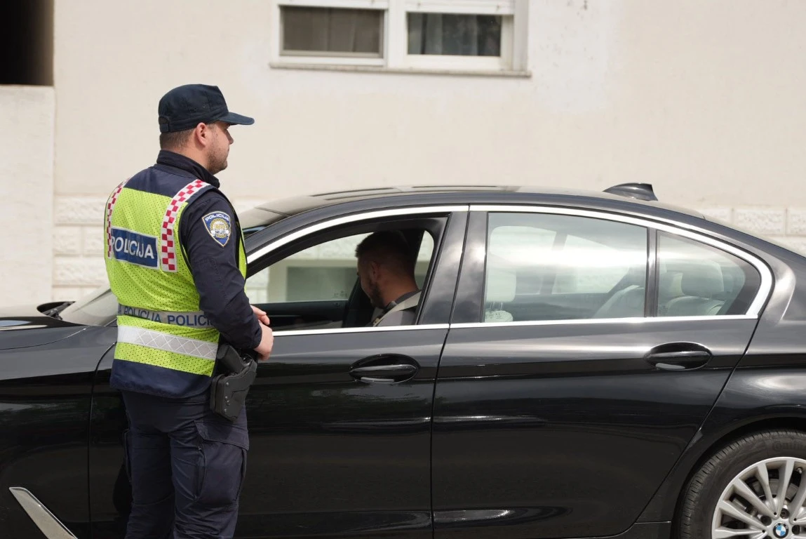 Evo gdje najčešće “padaju” vozači zbog brzine: Građani označili opasne ceste