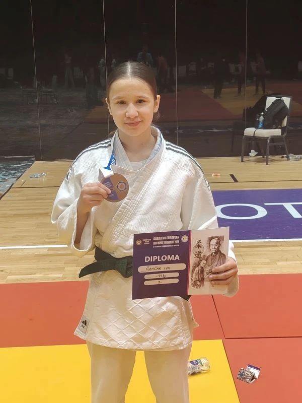 JUDO KLUB SLAVONAC:  Dvije medalje na Europskom kupu mladih nada u Sarajevu