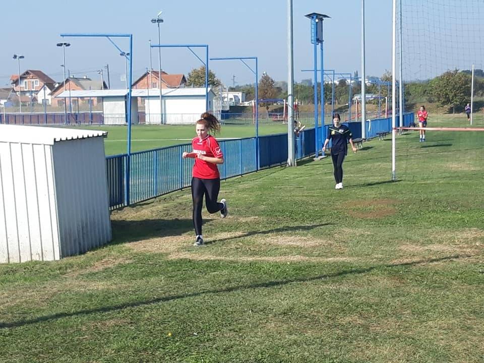 U Vidovcima održan kros učenika osnovnih i srednjih škola Požeško - slavonske županije