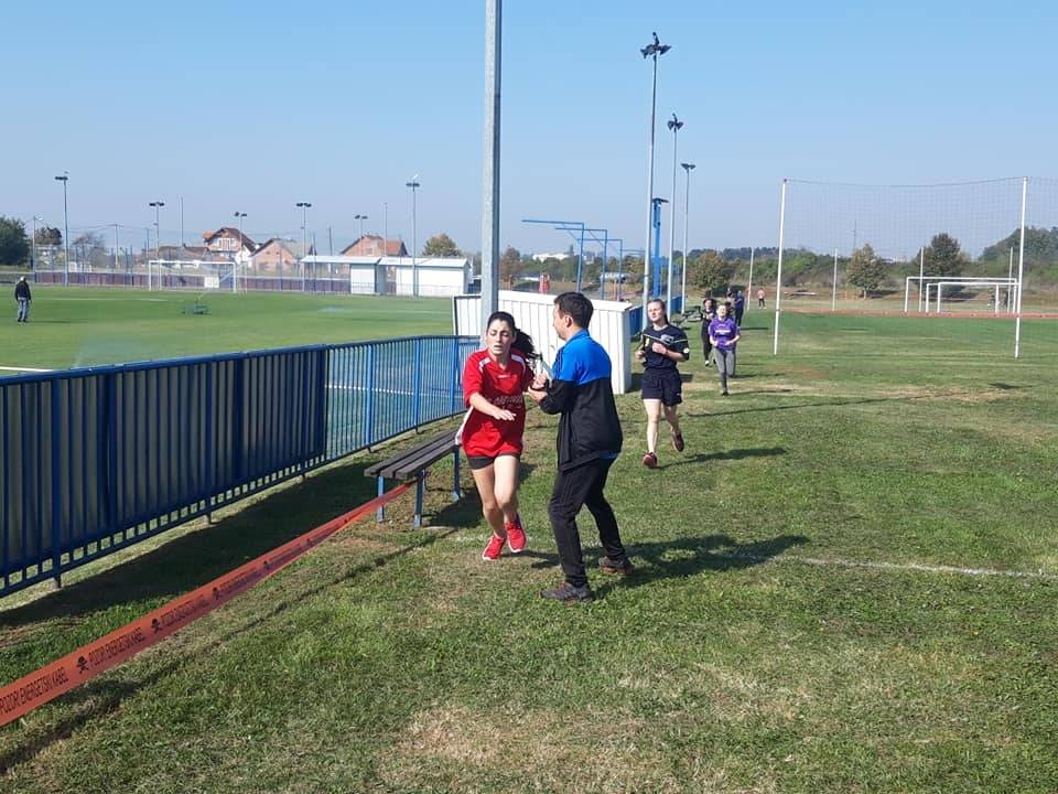 U Vidovcima održan kros učenika osnovnih i srednjih škola Požeško - slavonske županije